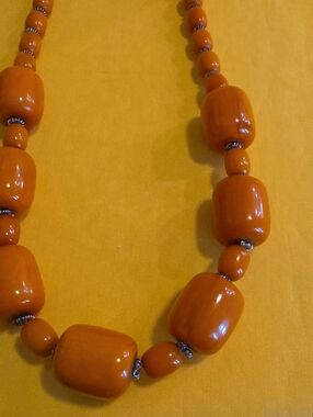 Art Deco Style Graduated Orange Bead Necklace ▪︎ Likely Bakelite ▪︎ UNIQUE PIECE